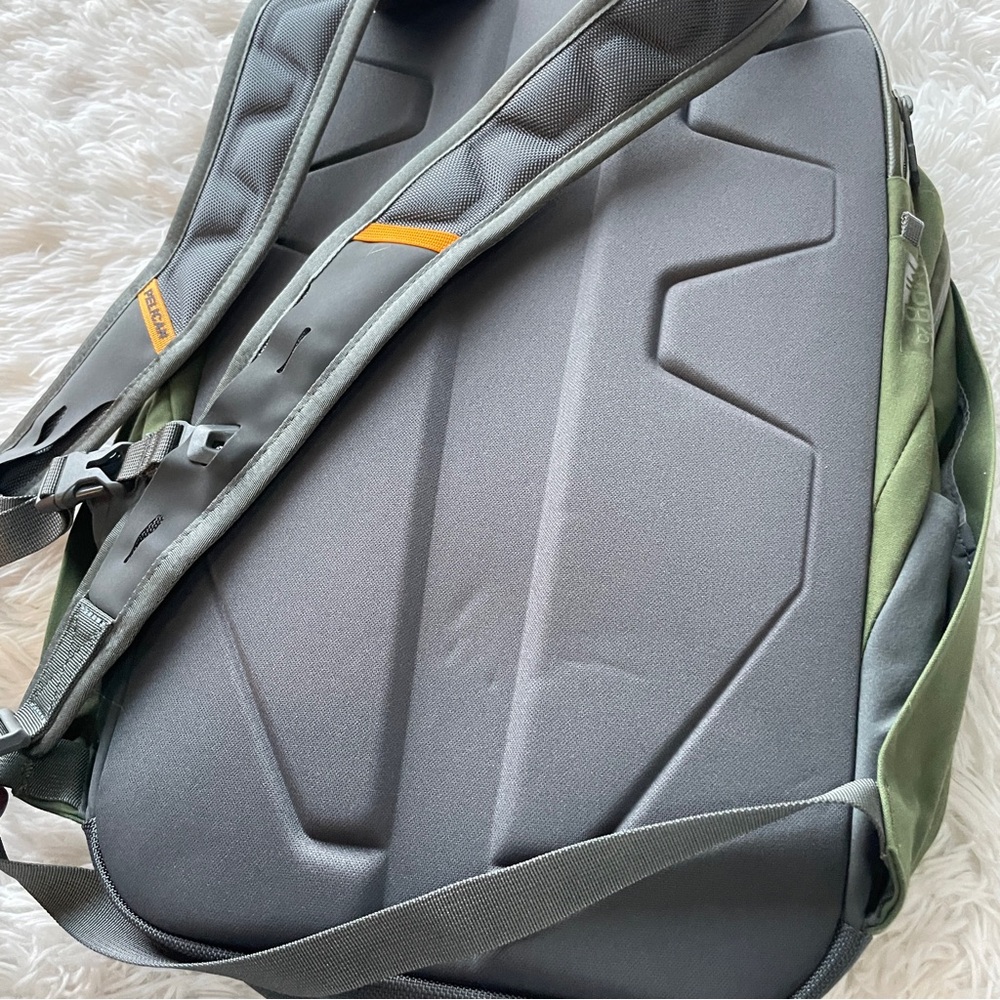 Pelican MPB25 Mobil Protect 25L Laptop Backpack - Picture 8 of 16